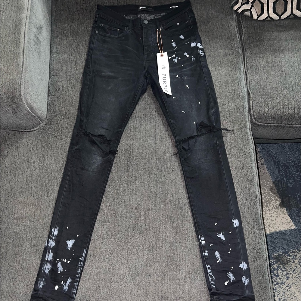 P001 Black Resin Knee Slit